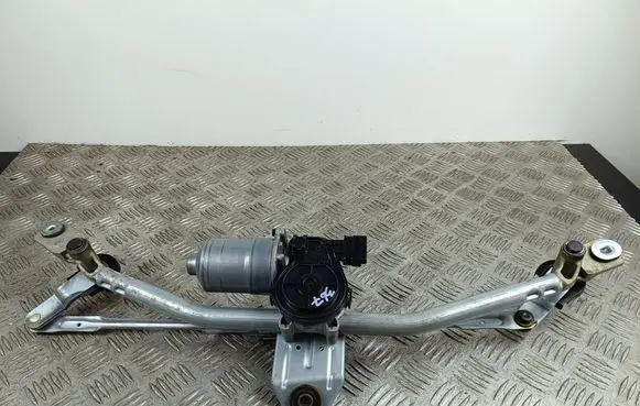 KIA Telluride Front wiper linkage and motor