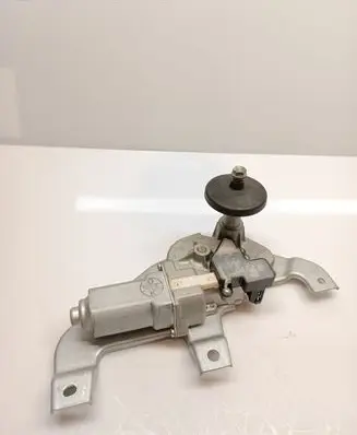 Suzuki SX4 Rear window wiper motor NOCODE