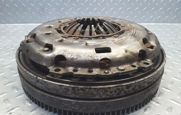 Mazda 6 Clutch set kit R2A116410A R2A116460