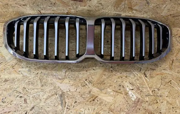 BMW 1 F40 Front grill 5A39367
