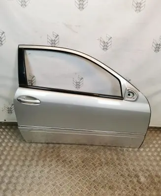 Mercedes-Benz CLC CL203 Door (2 Door Coupe) 