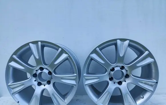 Mercedes-Benz CLS C219 R19 alloy rim A2194010602 B6647 0G02