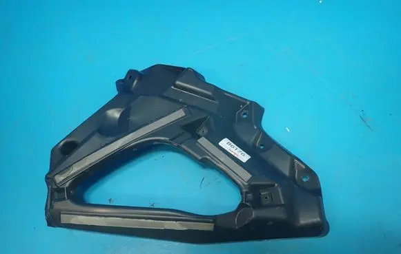 Cupra Formentor Front bumper mounting bracket 5FF807594B