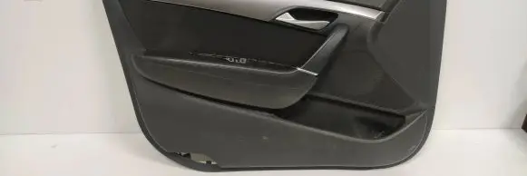 Hyundai i40 Front door card panel trim 823303Z000