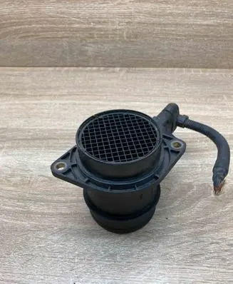 Audi A3 S3 8L Mass air flow meter 0280217121 WITHPLUG