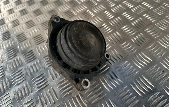 BMW X3 F25 Engine mount bracket 6850481