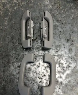 Mercedes-Benz C W205 Rear interior roof grab handle A0009069005 A0998150000 A0998150100