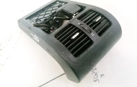 Volkswagen PASSAT B6 Dash center air vent grill 3C0864298AF