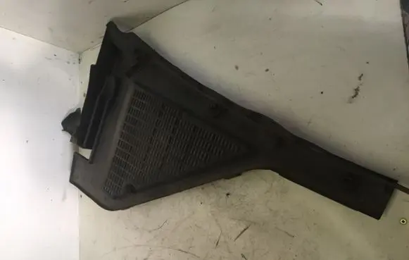 BMW X5 E70 Air intake duct part 6945584