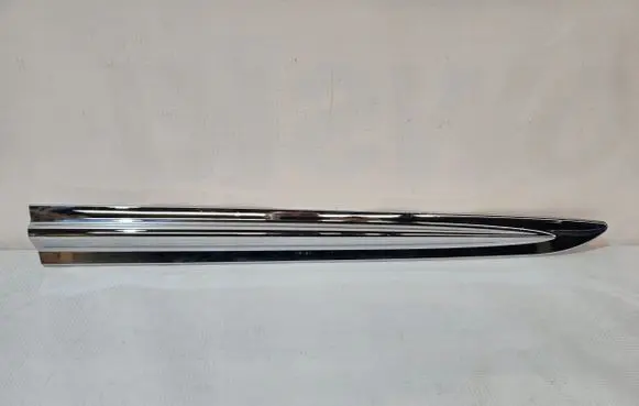 Nissan Leaf I (ZE0) Front door trim (molding) KE7603N000