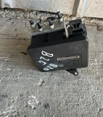 BMW 1 E81 E87 ABS Pump 6789301 6789300