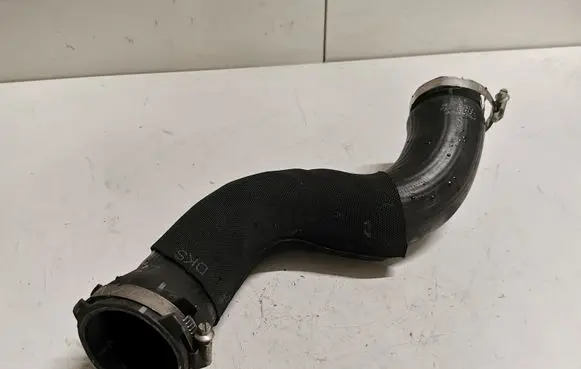 Audi A5 8T 8F Intercooler hose/pipe 8K0145737J