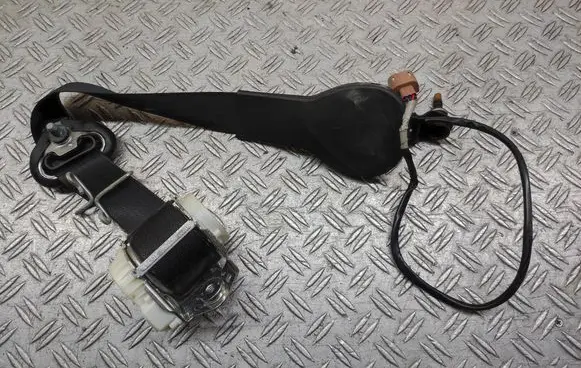 Ford Focus Front seatbelt 325091 34059737A