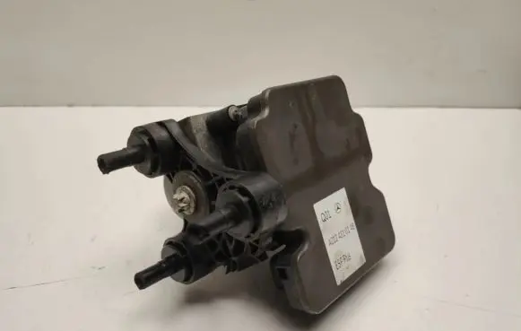Mercedes-Benz E W212 ABS Pump A2124310148