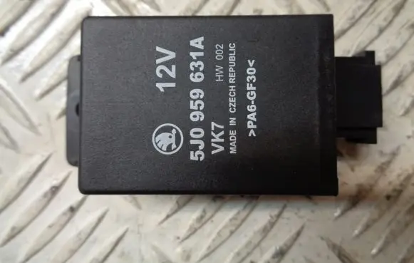 Skoda Fabia Mk2 (5J) Other relay 5J0959631A