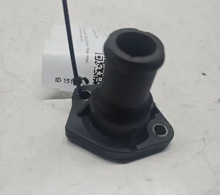 Volkswagen Sharan Engine coolant pipe/hose 026121145E