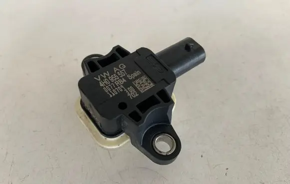 Audi A7 S7 4G Airbag deployment crash/impact sensor 4H0955557