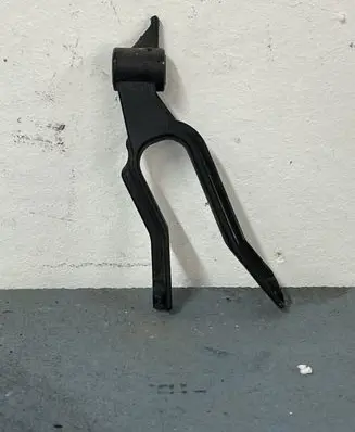 Opel Zafira B Radiator support slam panel bracket 13162131