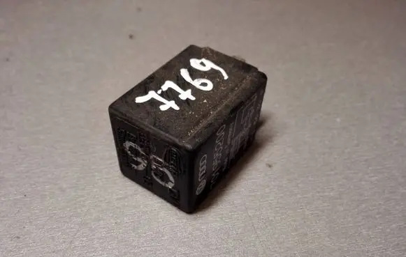 Audi A6 S6 C4 4A Other relay 701955200