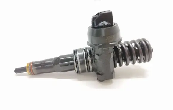 Skoda Octavia Mk2 (1Z) Fuel injector 038130073AG