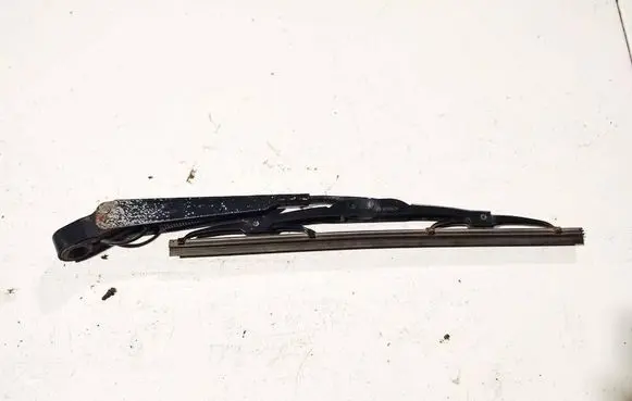 Ford C-MAX I Rear wiper blade arm 17526AA