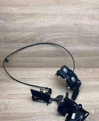 Mercedes-Benz E W212 Seat back rest lock catch A2129200506 A2129200306