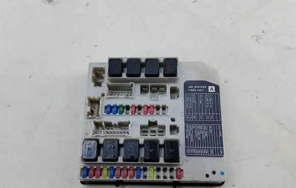 Nissan Tiida C11 Fuse box set