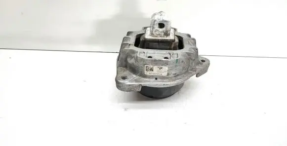 BMW 5 F10 F11 Engine mount bracket 6777371 22116777371