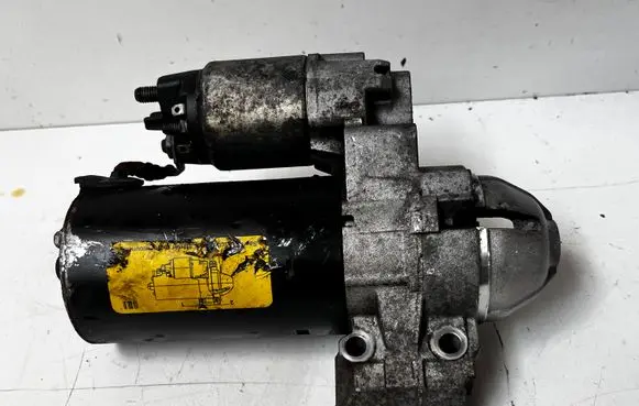 BMW 5 F10 F11 Starter motor 0001148010