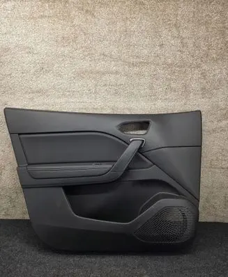 Renault Captur II Front door card panel trim 809019574R