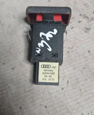 Audi A4 S4 B6 8E 8H Hazard light switch 8E0941509 B6WL PA6GF30