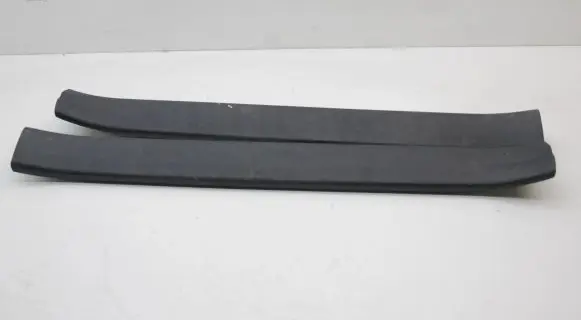 Toyota Auris E180 sill trim set (inner) 