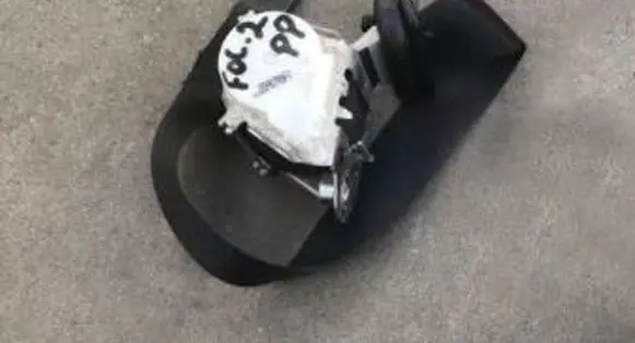 Ford Focus Front seatbelt
