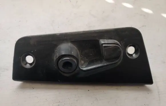 Volkswagen Transporter - Caravelle T5 Sliding door check strap stopper 7H0843640F
