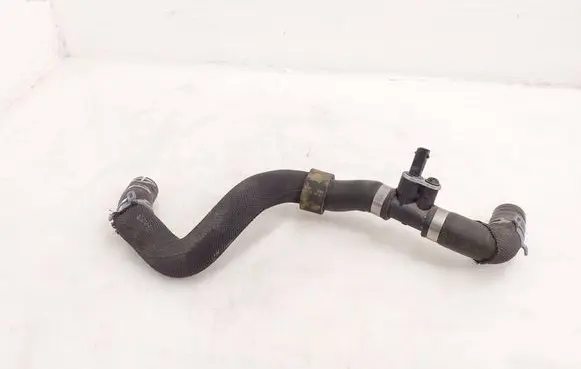Audi e-tron Electric car engine cooling hoses/pipes 4KE145053AE