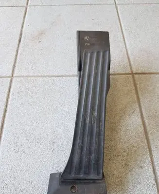 BMW 5 E60 E61 Accelerator throttle pedal 6772645 35426772645 25916010