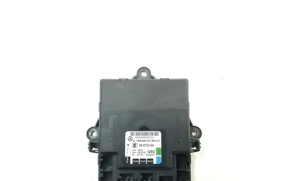 Mercedes-Benz B W245 Door control unit/module A1698209126