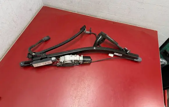 Chrysler Pacifica Sliding door motor assembly 68368918AB 68369596AB