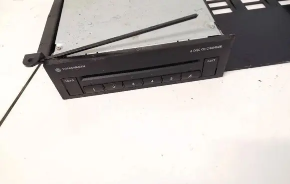 Volkswagen Phaeton CD/DVD changer 3d0035110