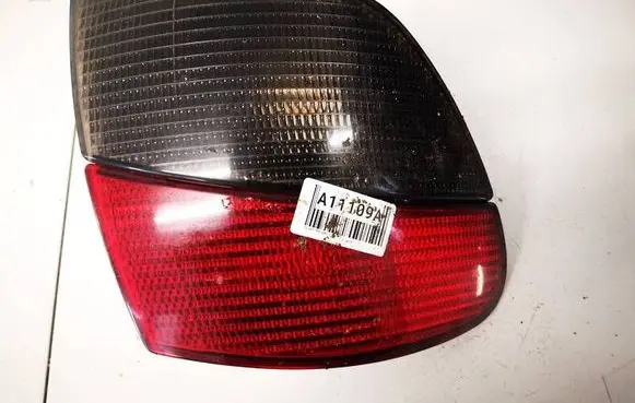 Peugeot 406 Rear/tail lights 45502
