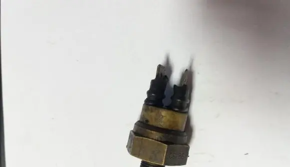 Coolant temperature sensor