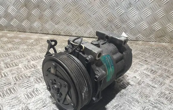 Renault Scenic II - Grand scenic II Air conditioning (A/C) compressor (pump) 8200040681 2967105334 SD7H15