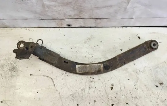 Rear upper control arm/wishbone