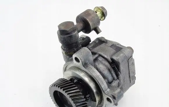 Mazda MPV Power steering pump GJ6F
