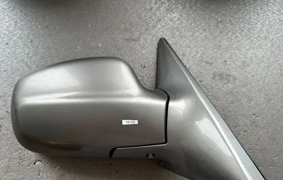 Hyundai Terracan Front door electric wing mirror 87640H1010