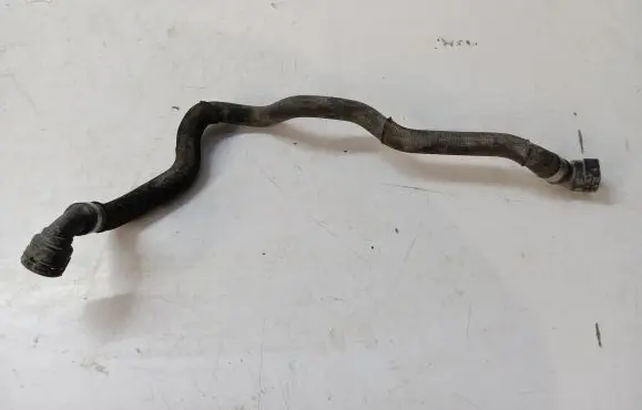 BMW 5 F10 F11 Engine coolant pipe/hose 8511747