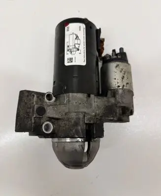 BMW 5 F10 F11 Starter motor 1005841209