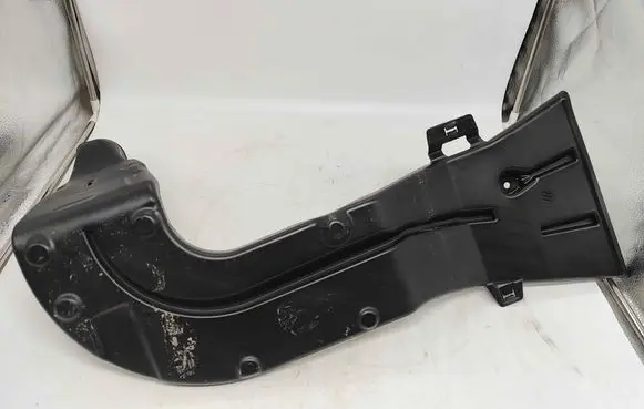Mercedes-Benz CLA C118 X118 Cabin air duct channel a2478310200