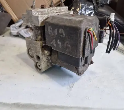 Audi A4 S4 B7 8E 8H ABS Pump 0265208046