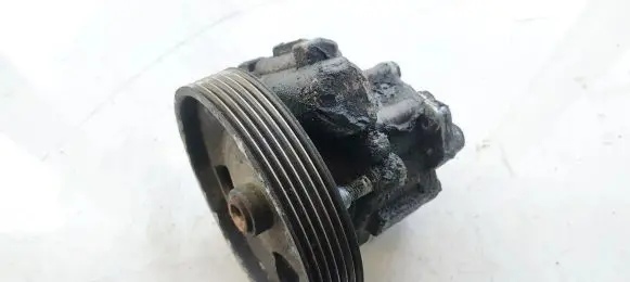 Citroen C8 Power steering pump 9632082380